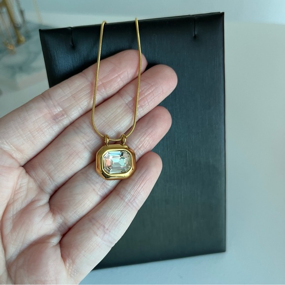 18K Gold Plated Stainless Steel Square White AAA CZ Crystal Pendant Necklace - Picture 2 of 15